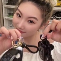 张宁妻子秀恩爱：十年没钱时给我所有钱 有钱时给我所有时间