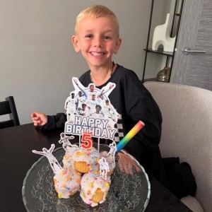 B费儿子生日派对以皇家马德里为主题