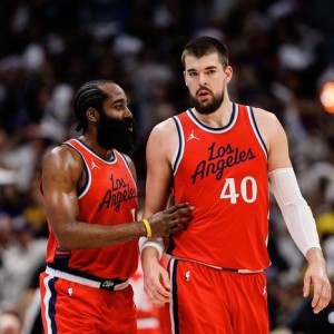 开云体育-快船要憋大招？送走哈登后，开放祖巴茨交易，步行者成头号追求者|詹姆斯·哈登|中锋|洛杉矶快船队|伊维察·祖巴茨|克利夫兰骑士队_新浪体育_新浪新闻